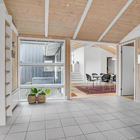 Semesterbostad 5 Bedroom Stunning In *