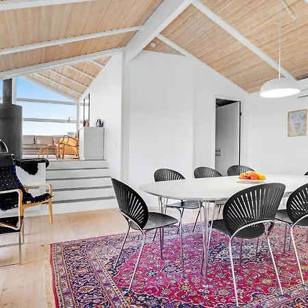 5 Bedroom Stunning In Semesterbostad *