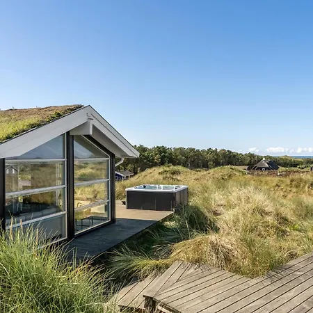 Semesterbostad 5 Bedroom Stunning In Blokhus